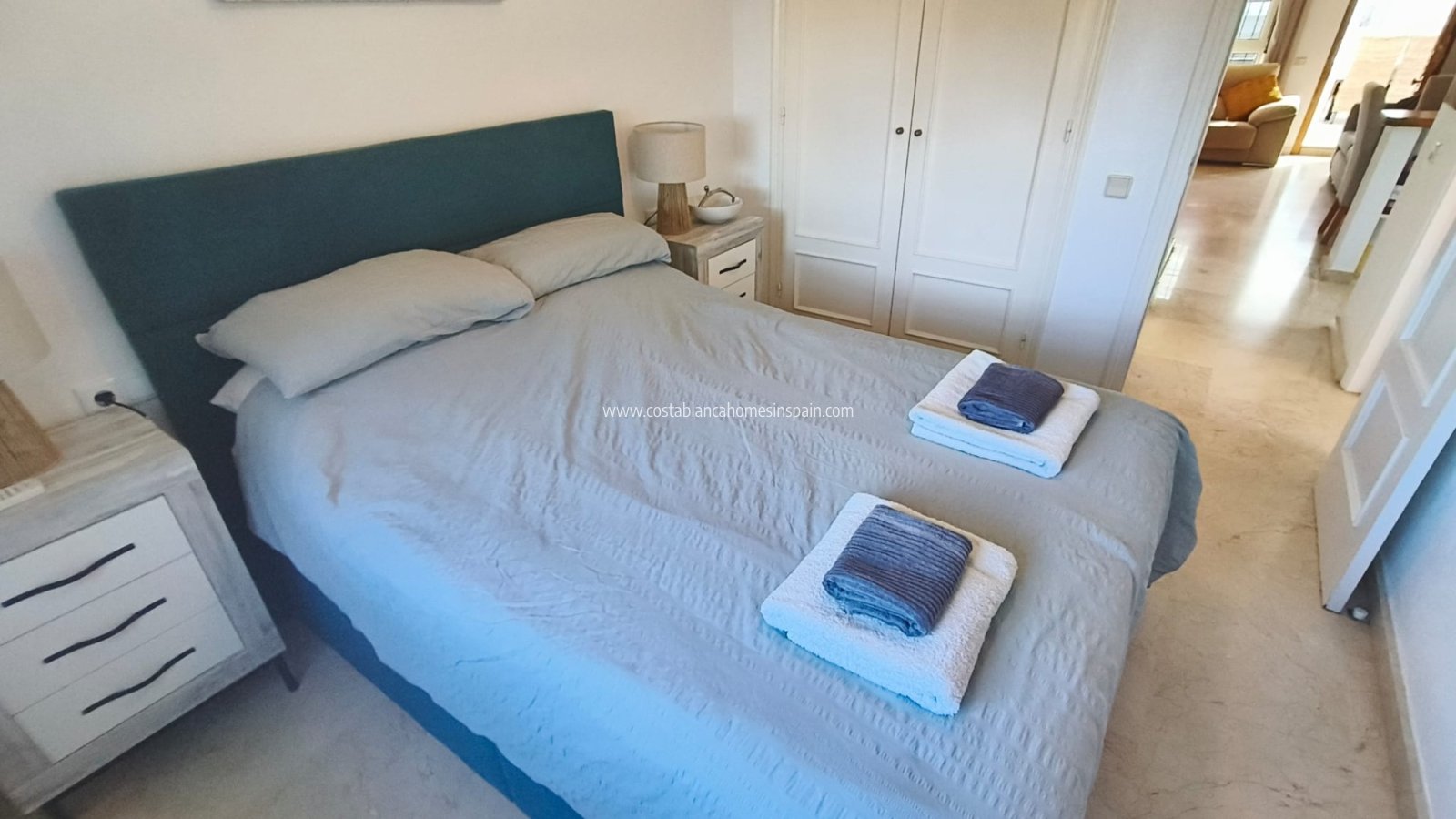 Resale - Apartment - Villamartin - Costa Blanca South