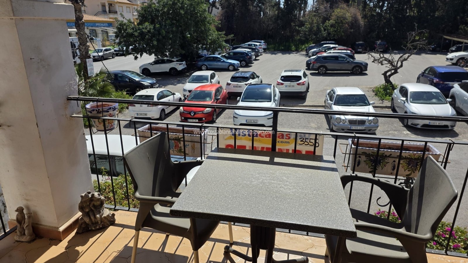 Resale - Apartment - Villamartin