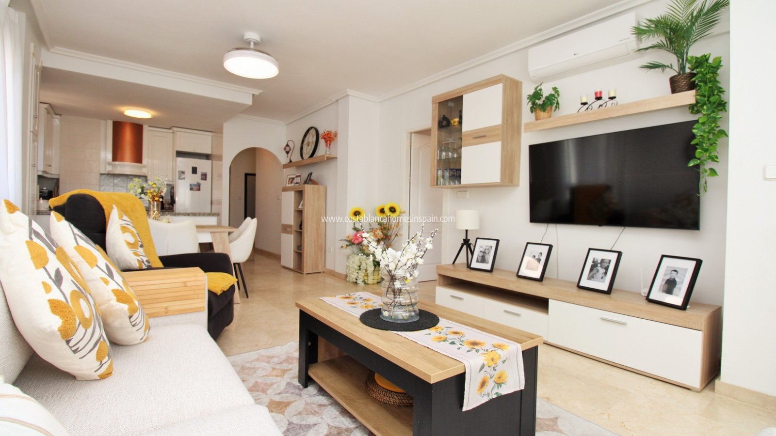 Resale - Apartment - Villamartin