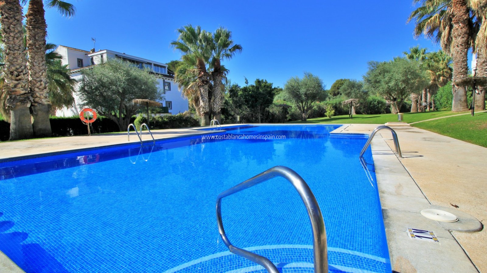 Resale - Apartment - Villamartin