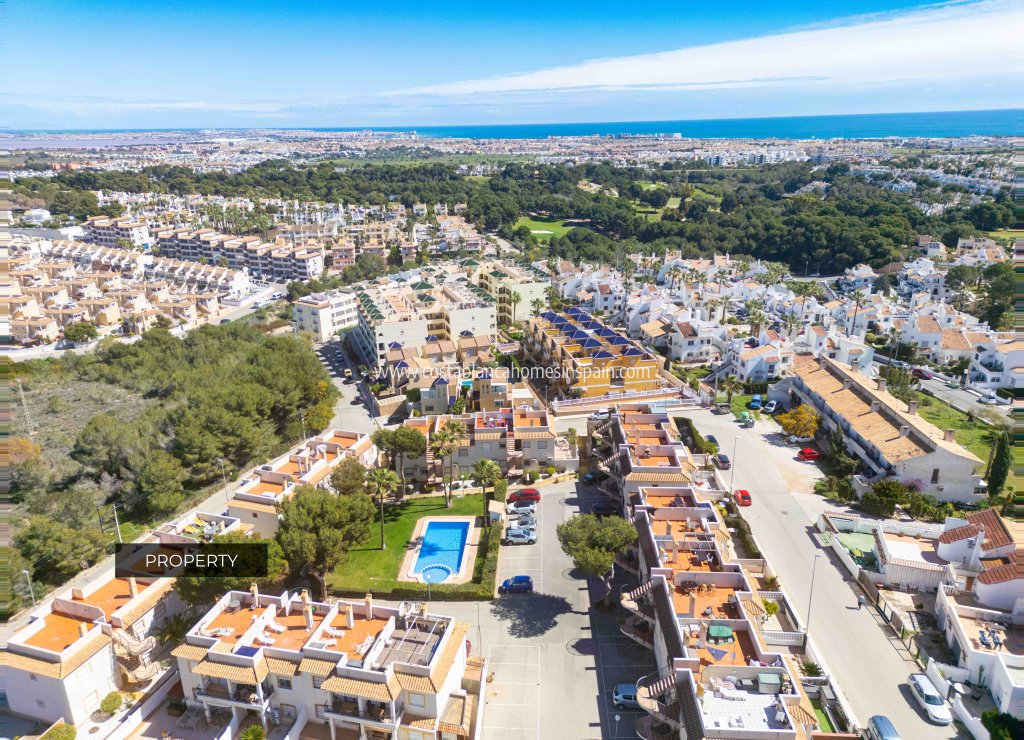 Resale - Apartment - Villamartin