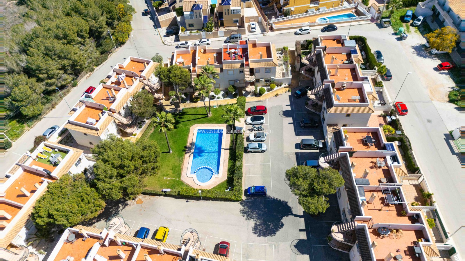 Resale - Apartment - Villamartin