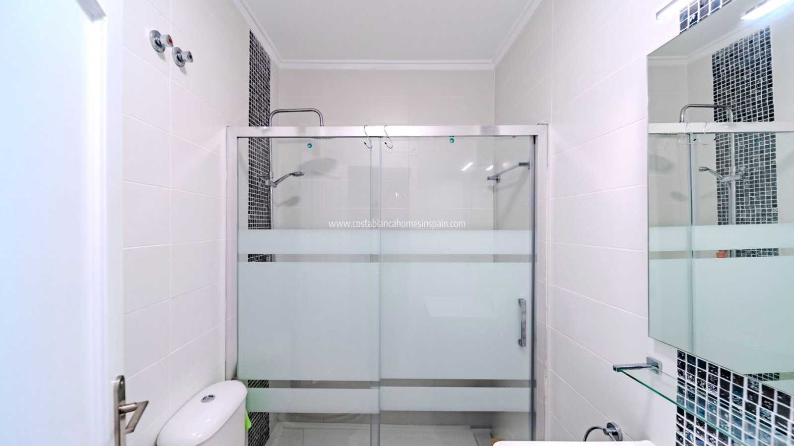 Resale - Apartment - Villamartin