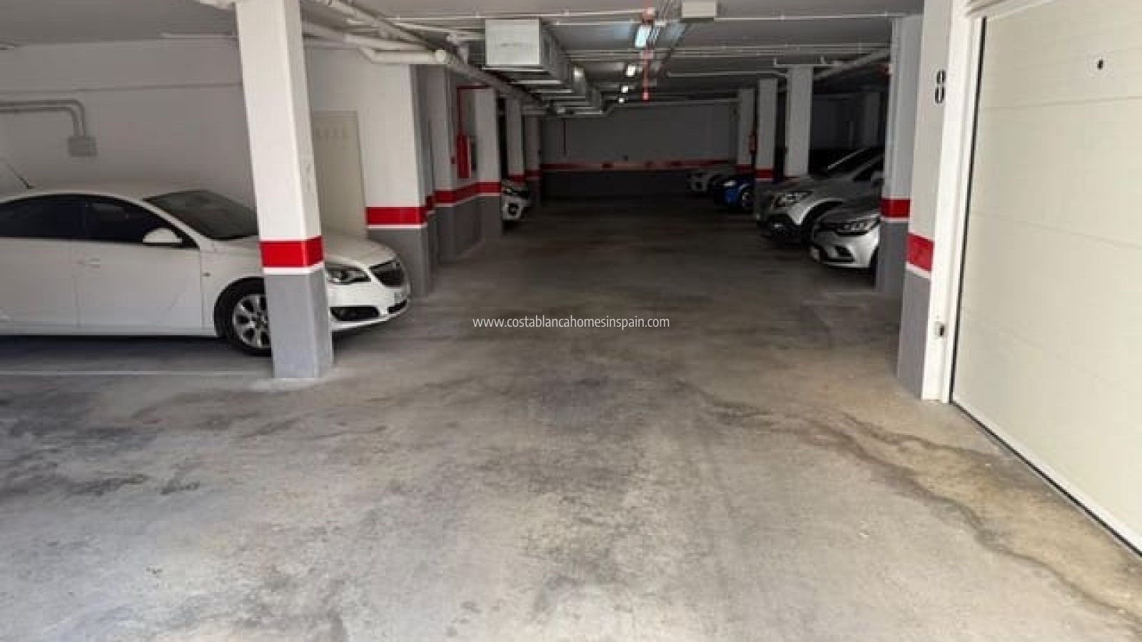 Resale - Apartment - Villamartin