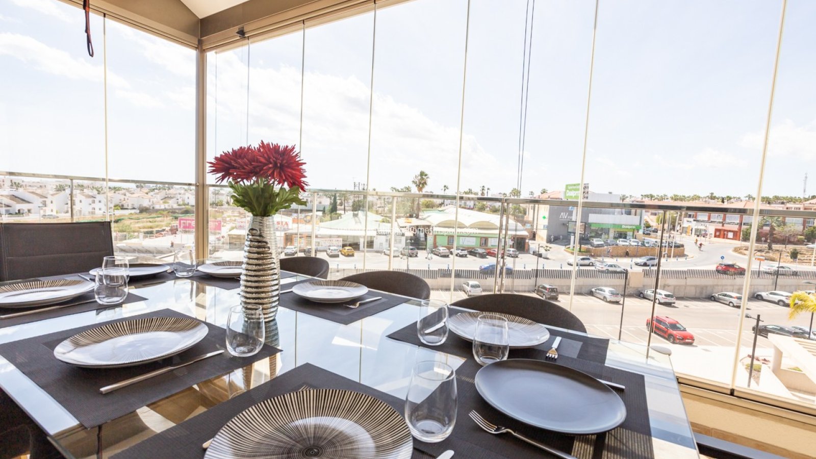 Resale - Apartment - Villamartin