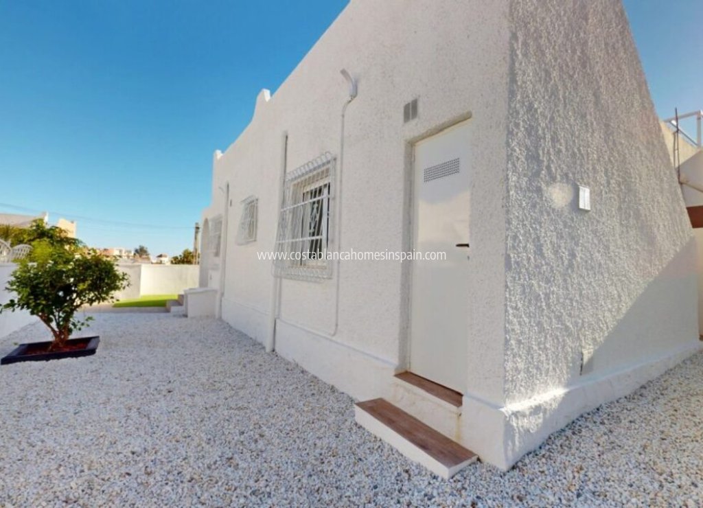 Resale - Bungalow - Blue Lagoon