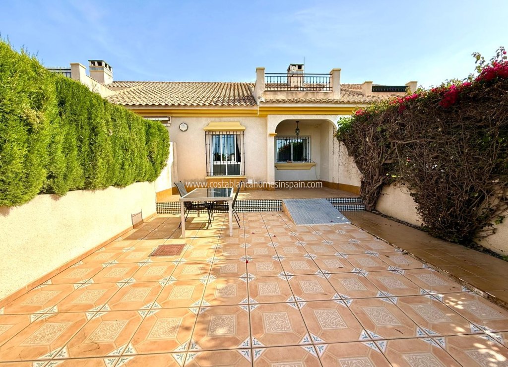 Resale - Bungalow - Cabo Roig