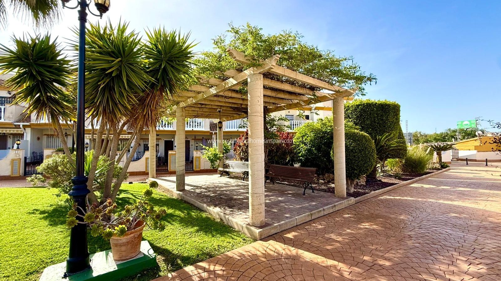 Resale - Bungalow - Cabo Roig