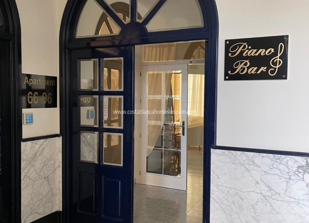 Resale - Commercial - Guardamar del Segura - Guardamar Playa