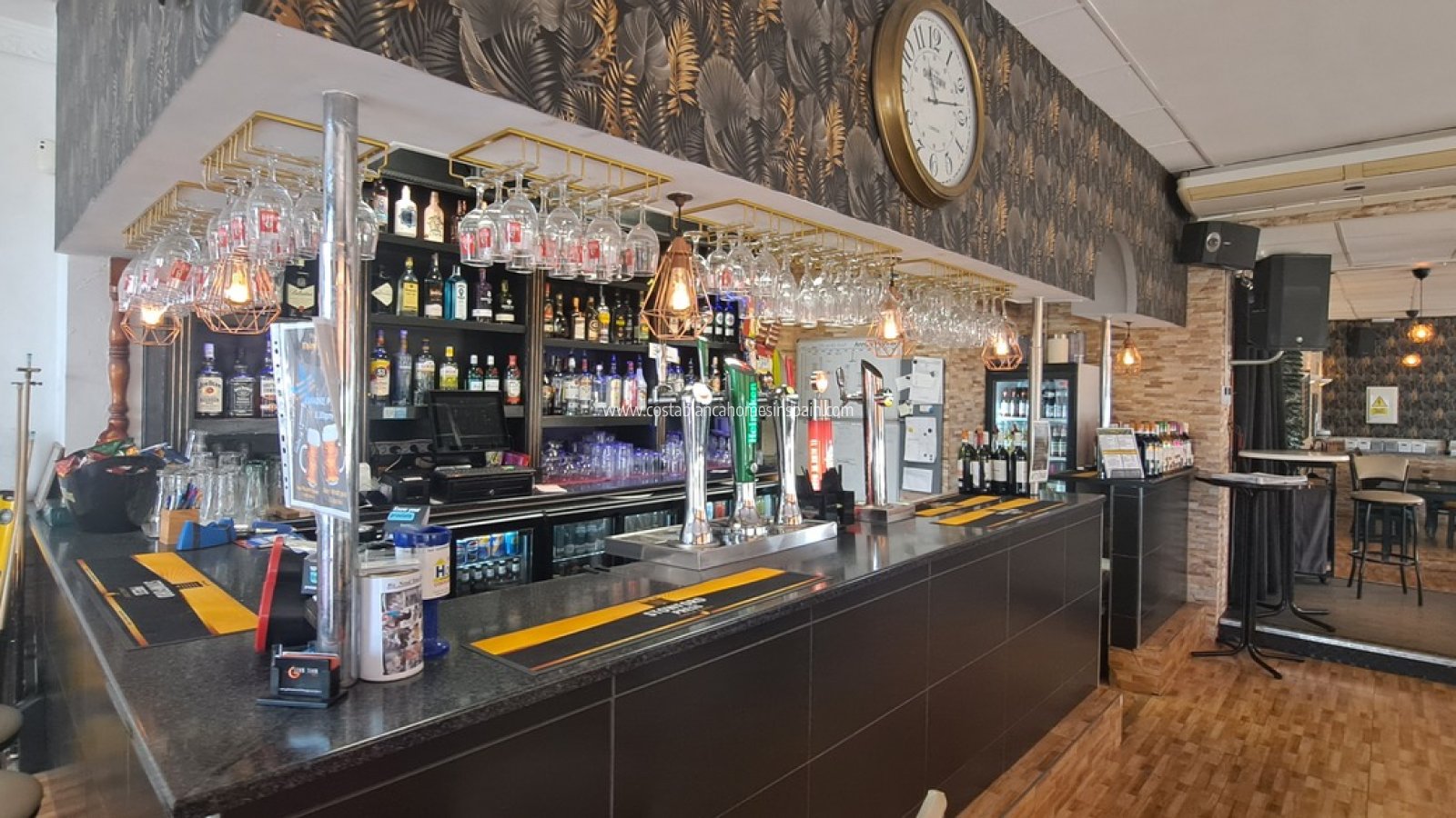 Resale - Commercial - Villamartin - Orihuela Costa