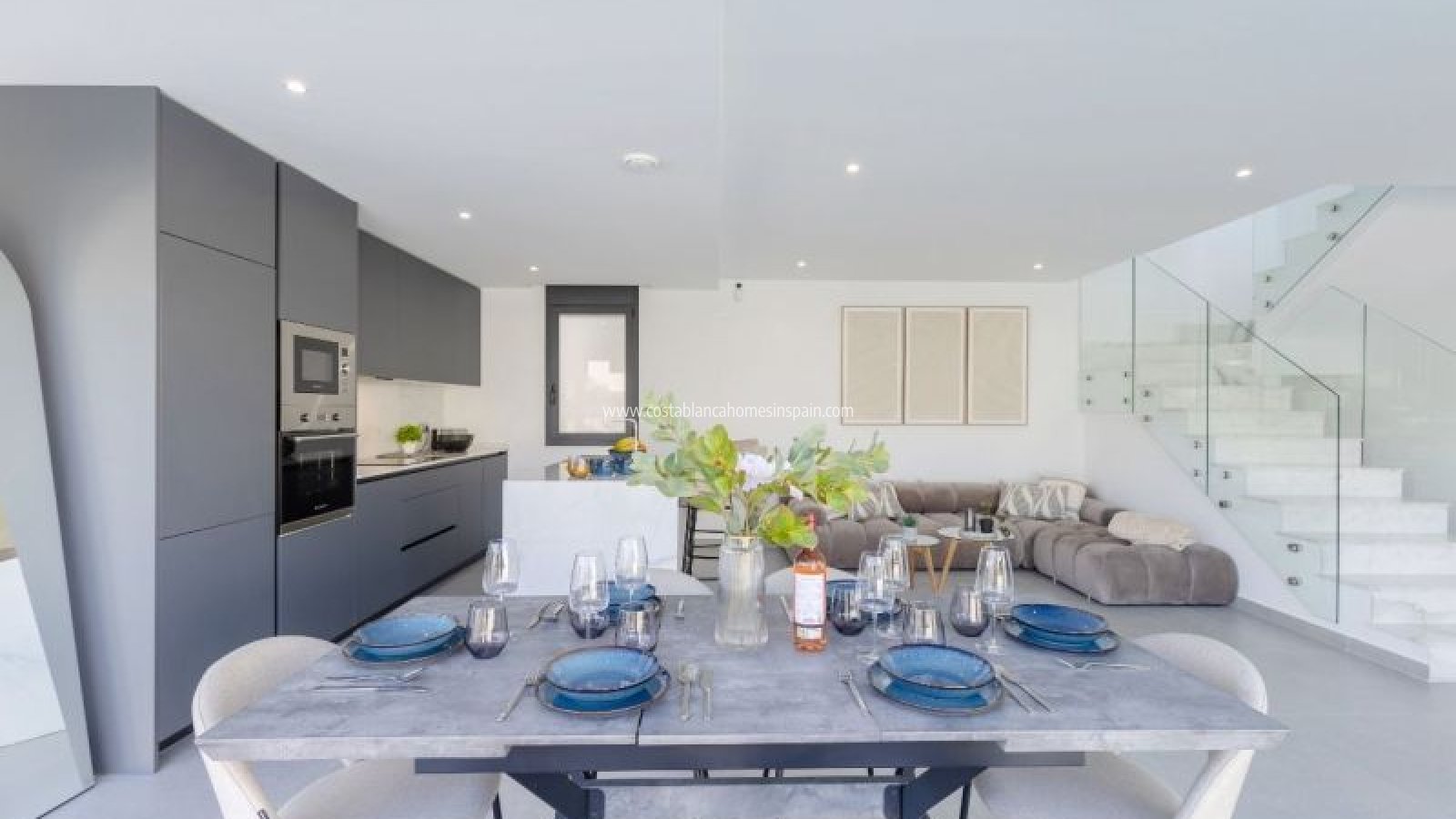 Resale - Detached Villa - Algorfa