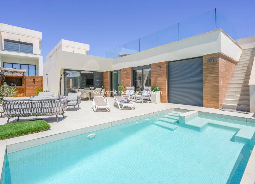 Resale - Detached Villa - Benijófar