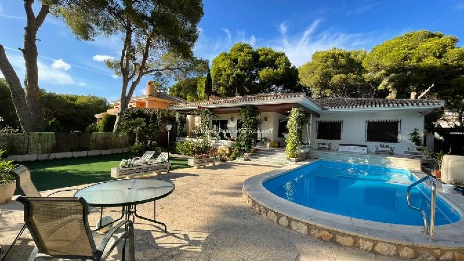 Resale - Detached Villa - Campoamor
