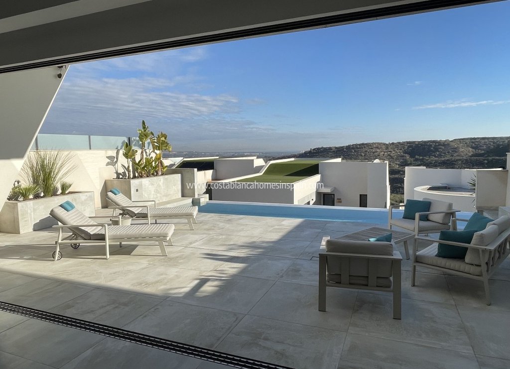 Resale - Detached Villa - Ciudad Quesada