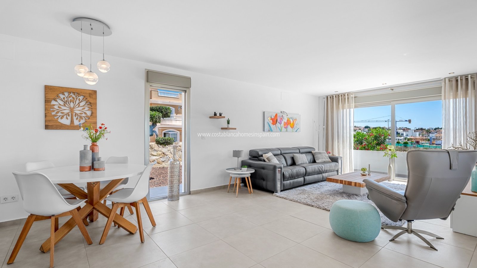 Resale - Detached Villa - La Marina