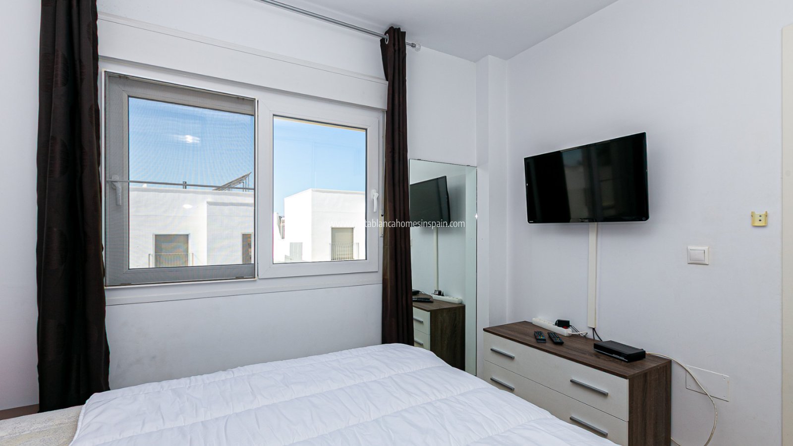 Resale - Detached Villa - La Marina