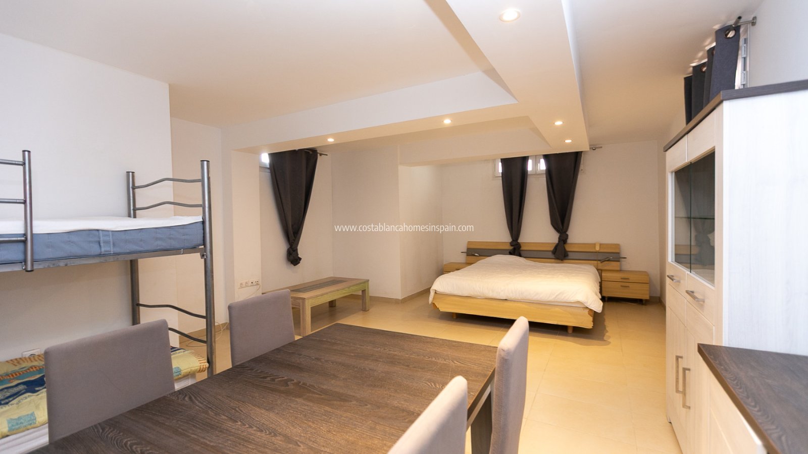 Resale - Detached Villa - La Marina
