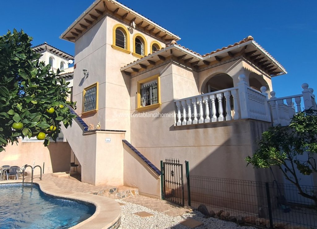 Resale - Detached Villa - La Zenia - Costa Blanca