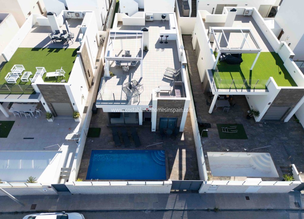 Resale - Detached Villa - Los Dolses