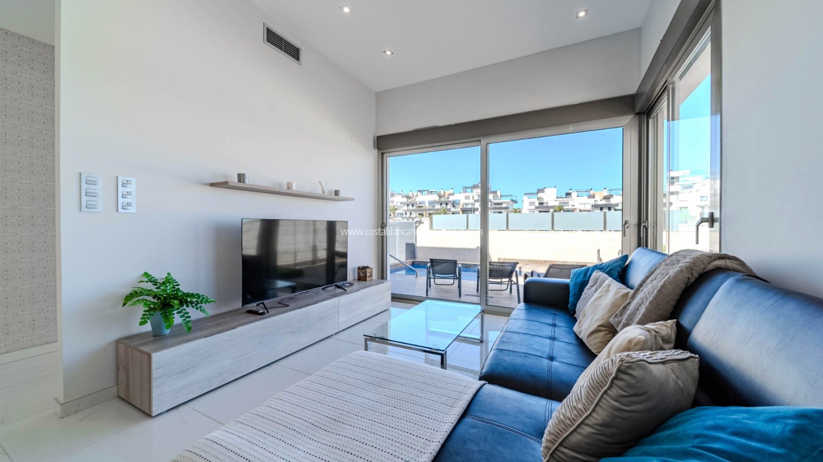 Resale - Detached Villa - Los Dolses