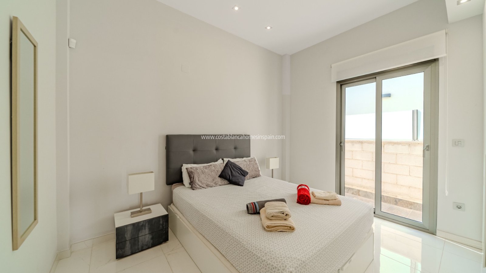 Resale - Detached Villa - Los Dolses