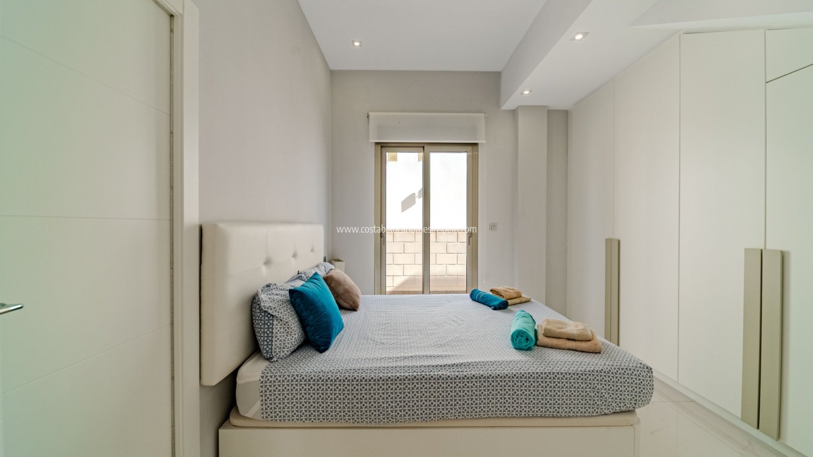 Resale - Detached Villa - Los Dolses