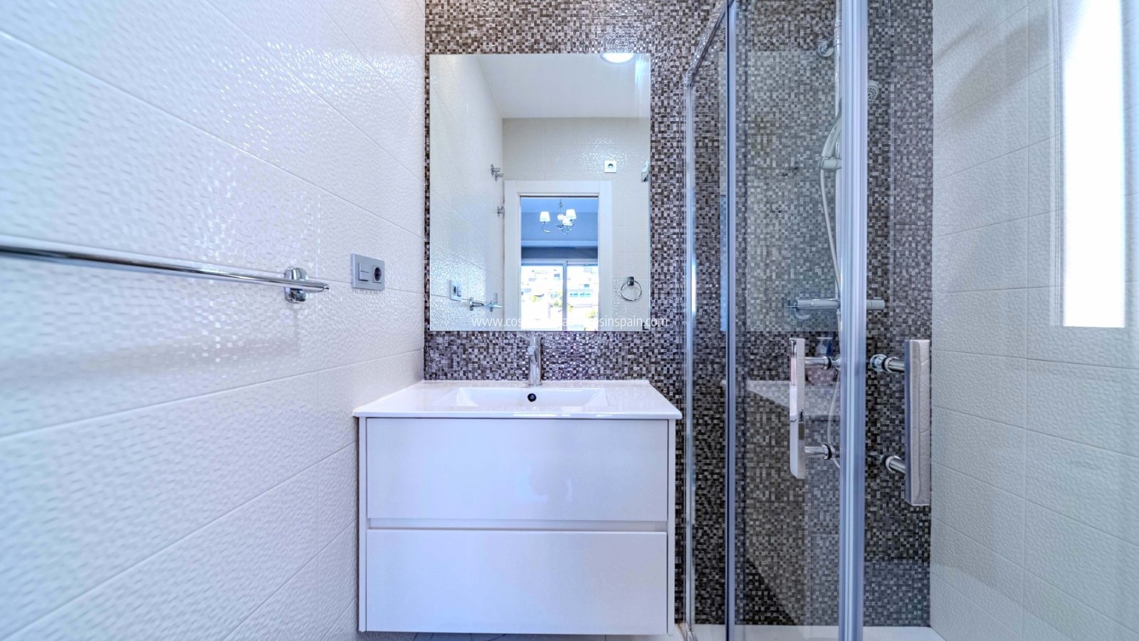 Resale - Detached Villa - Los Dolses