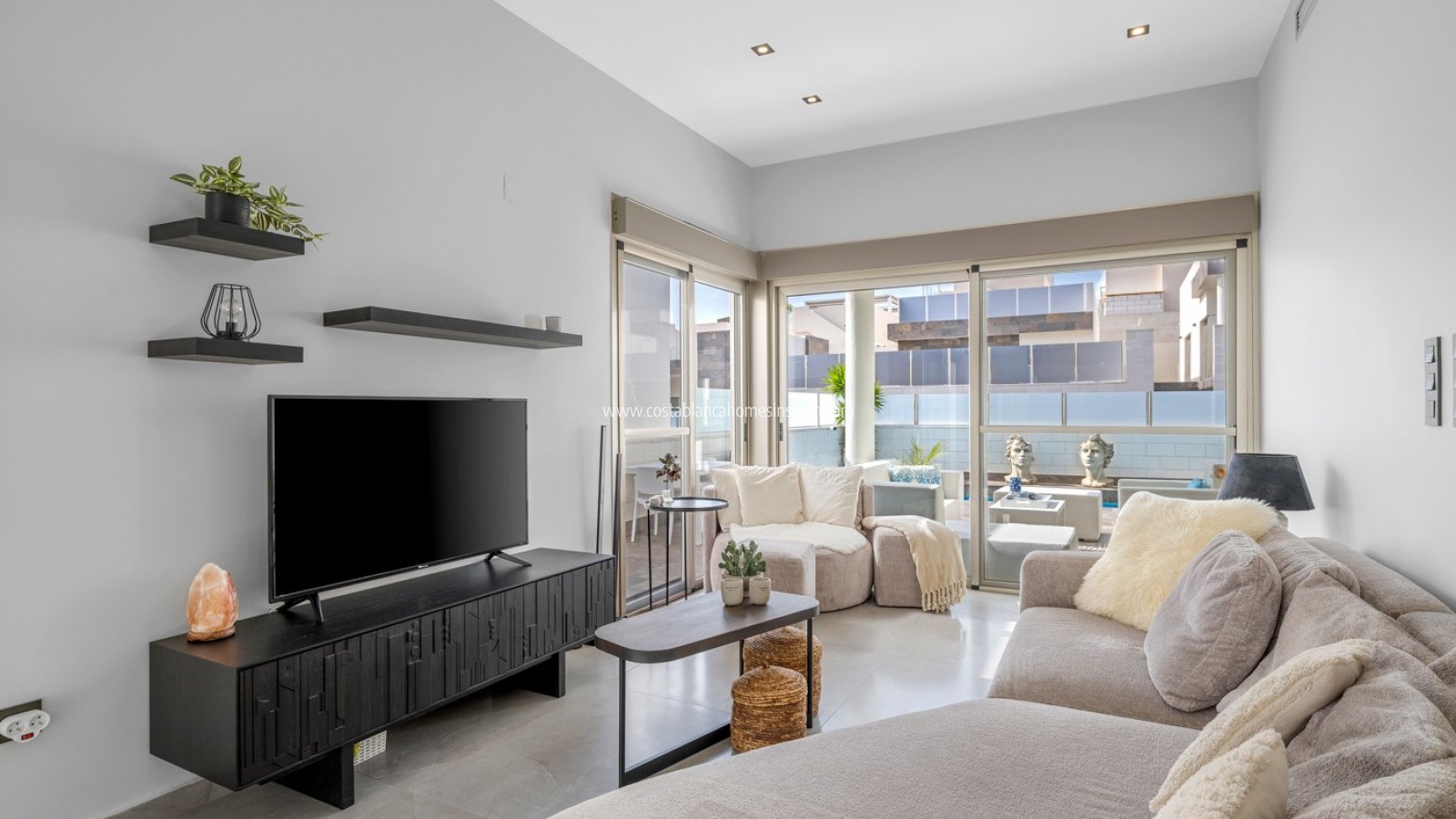 Resale - Detached Villa - Orihuela Costa - Villamartín