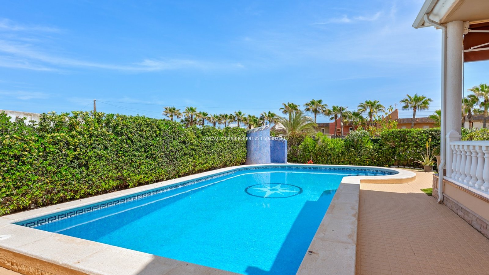 Resale - Detached Villa - Torrevieja - La Mata