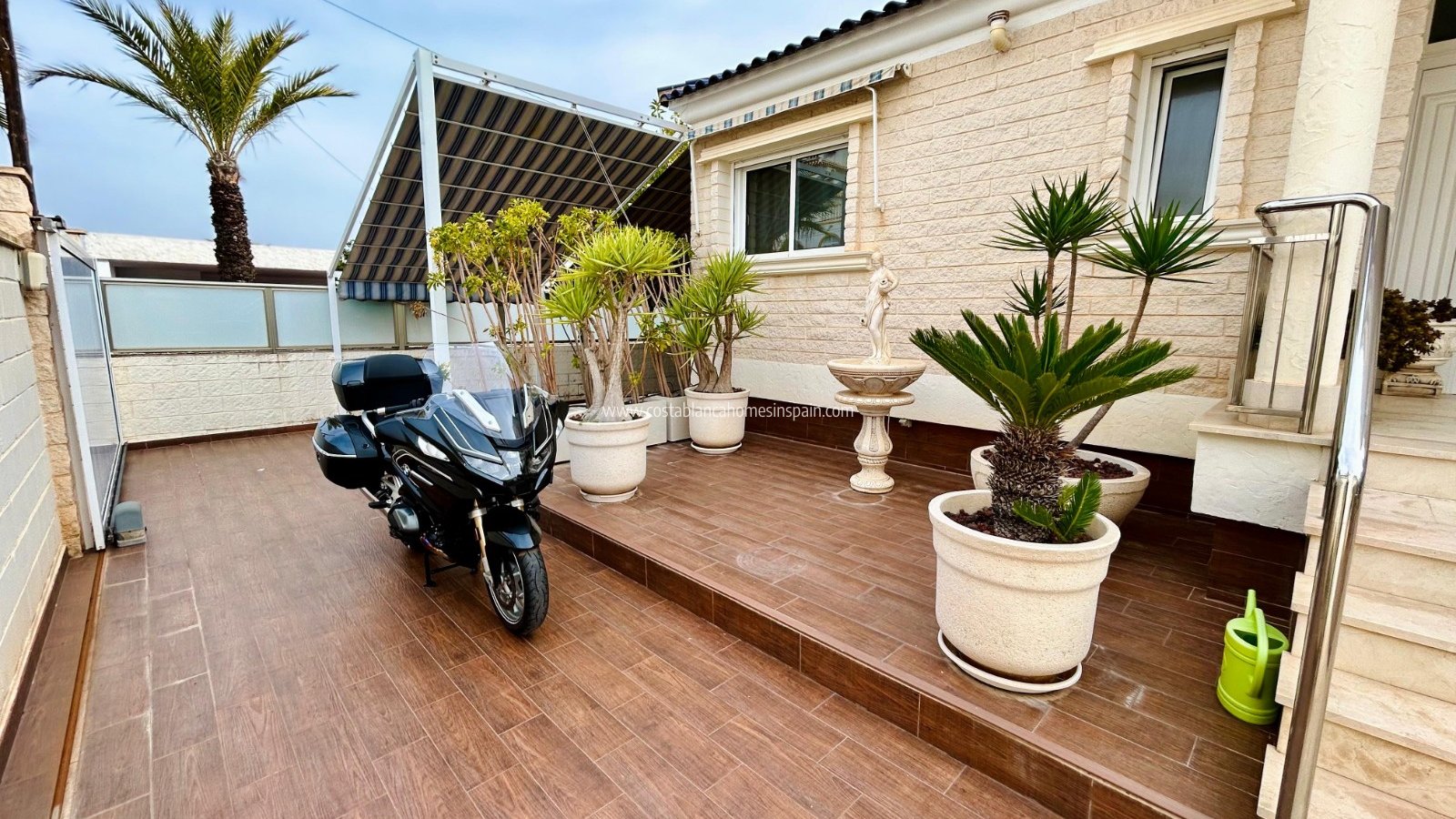 Resale - Detached Villa - Torrevieja - La Mata