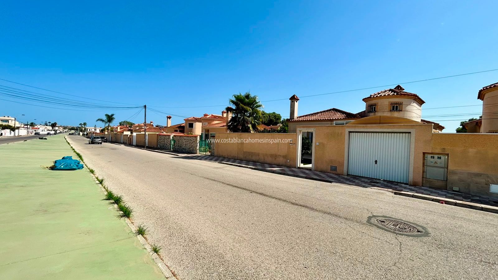 Resale - Detached Villa - Torrevieja - Urbanización San Luis