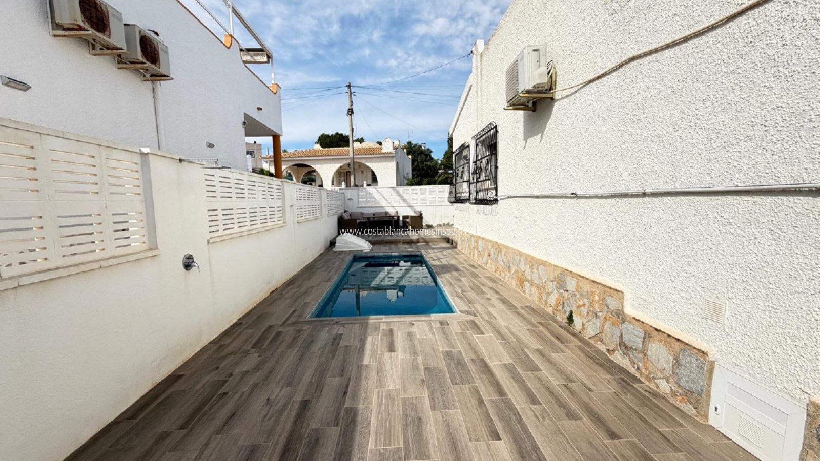 Resale - Detached Villa - Villamartin - Blue Lagoon