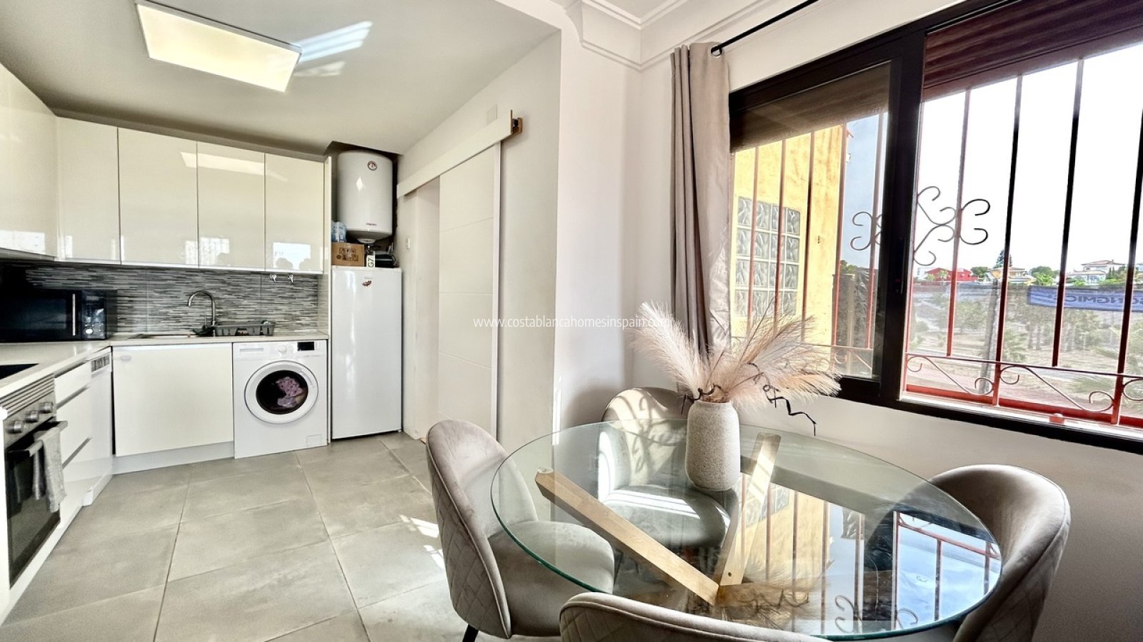 Resale - Detached Villa - Villamartin - BLUE LAGOON