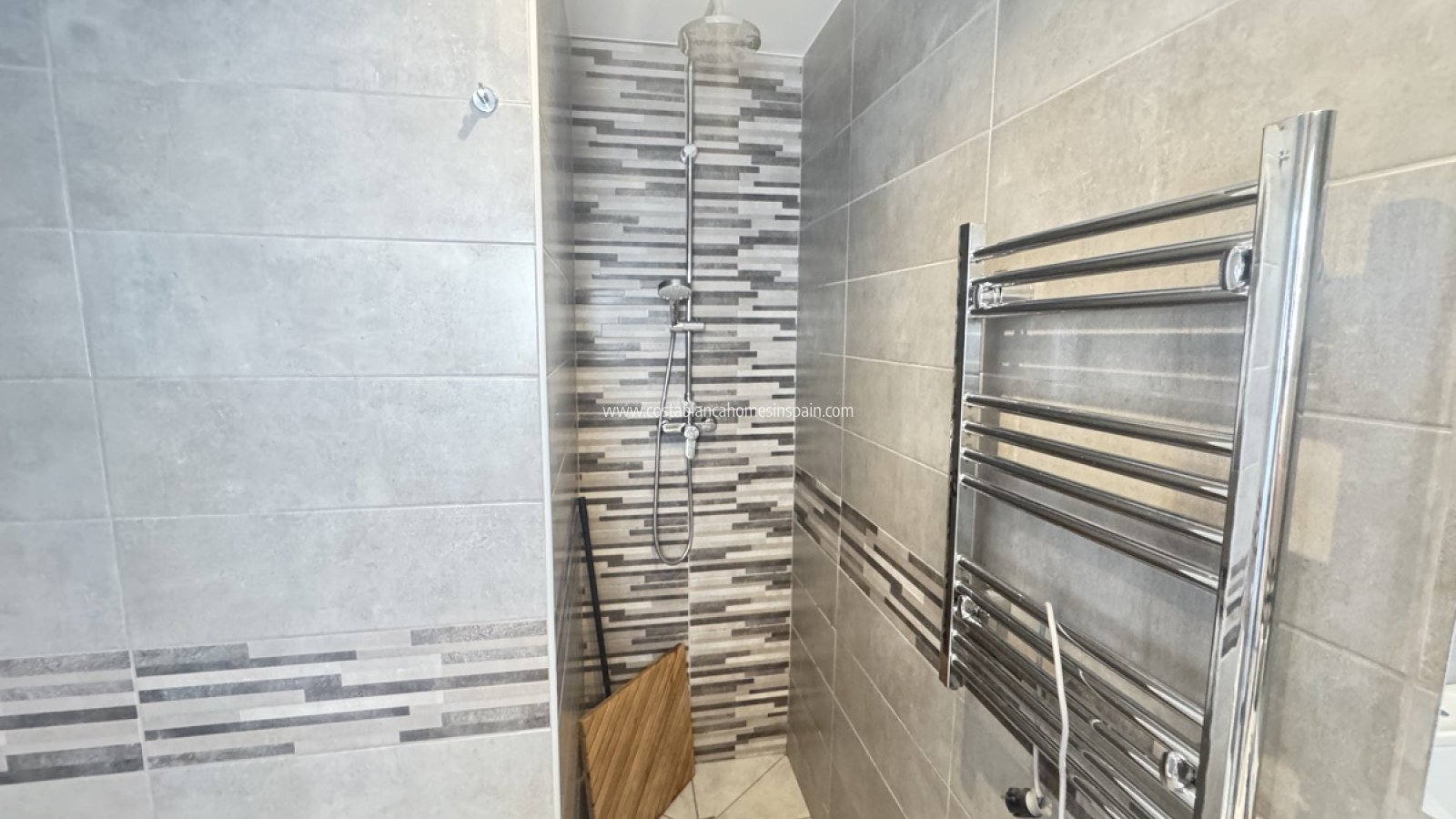 Resale - Detached Villa - Villamartin - Blue Lagoon