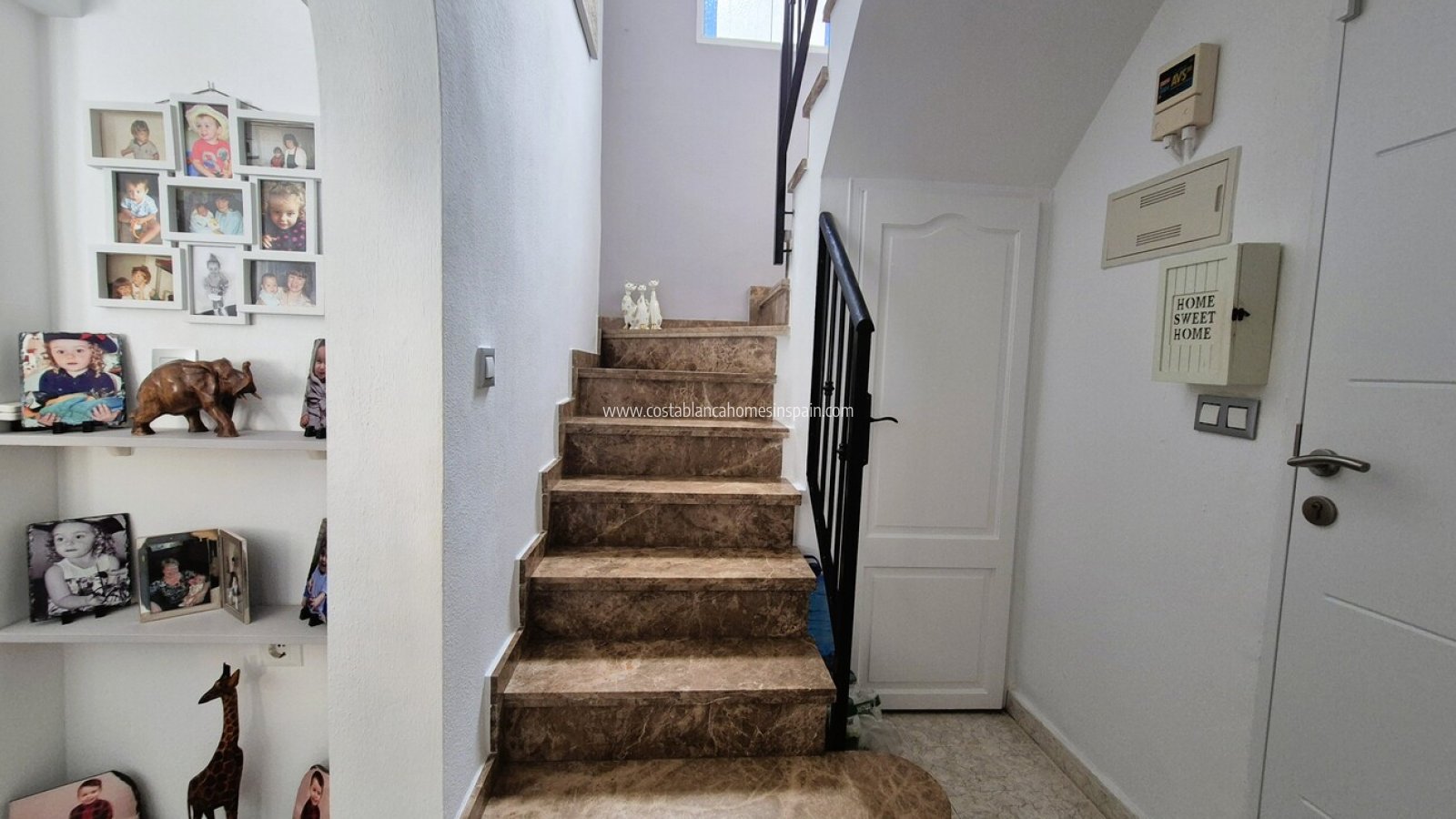 Resale - Detached Villa - Villamartin - Costa Blanca