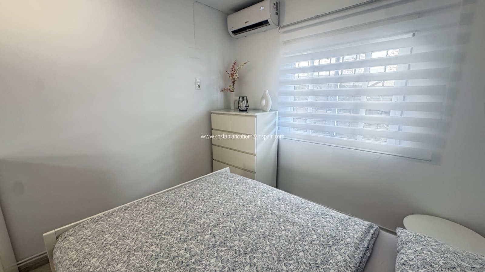 Resale - Detached Villa - Villamartin