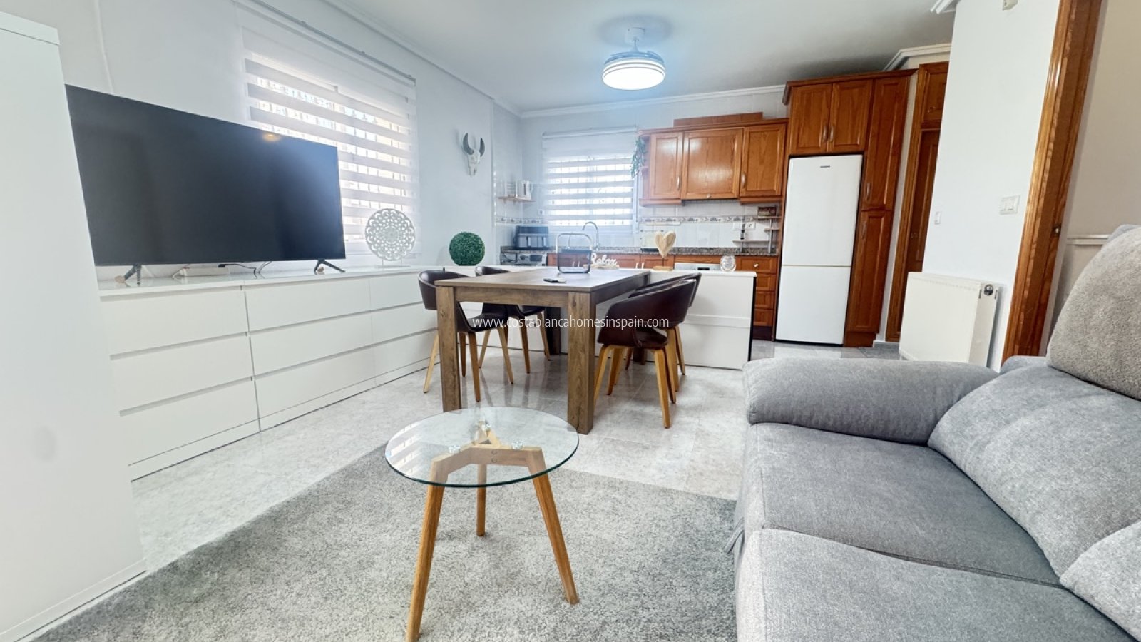 Resale - Detached Villa - Villamartin