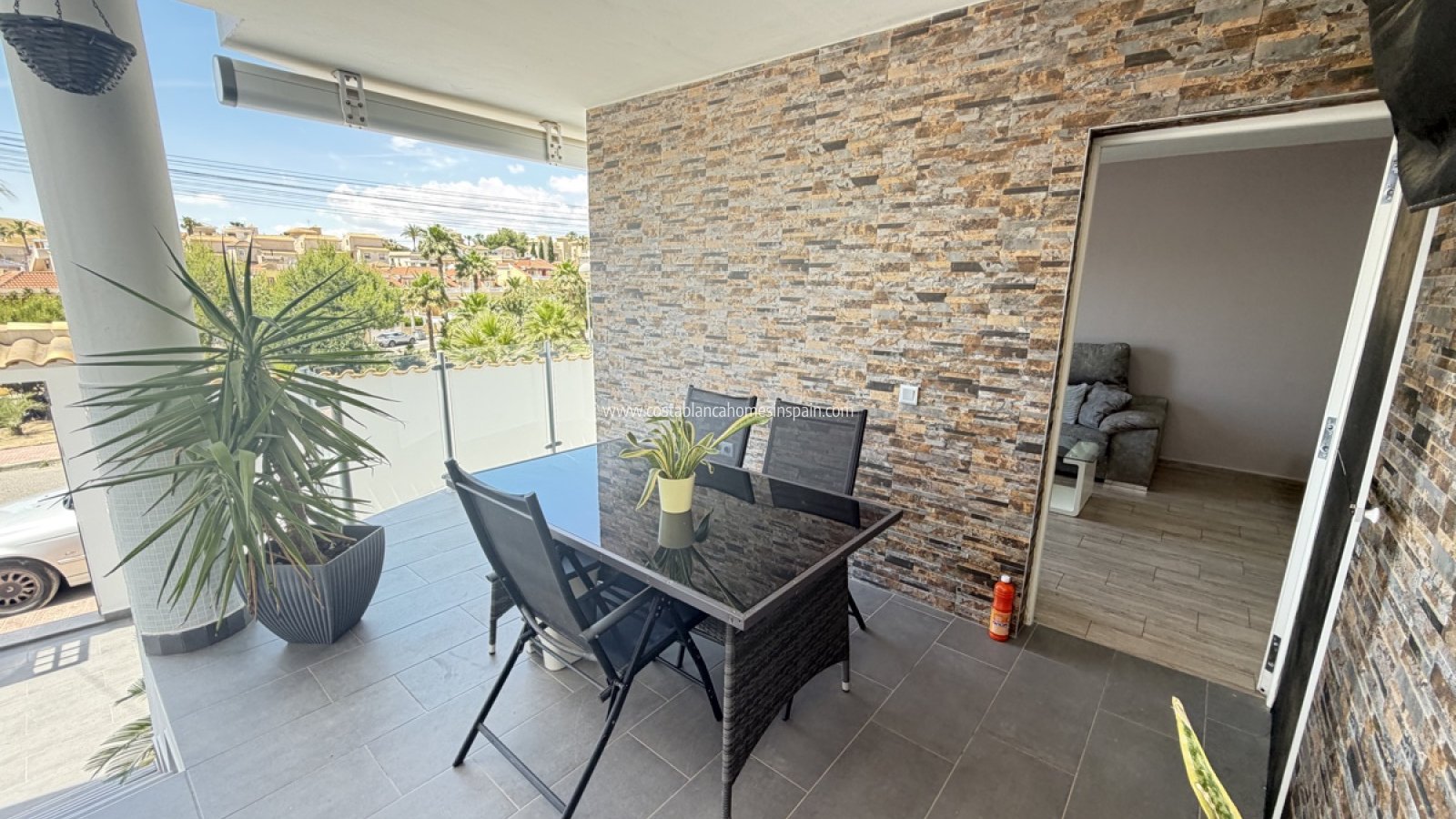 Resale - Detached Villa - Villamartin