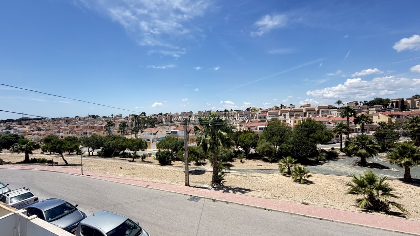 Resale - Detached Villa - Villamartin