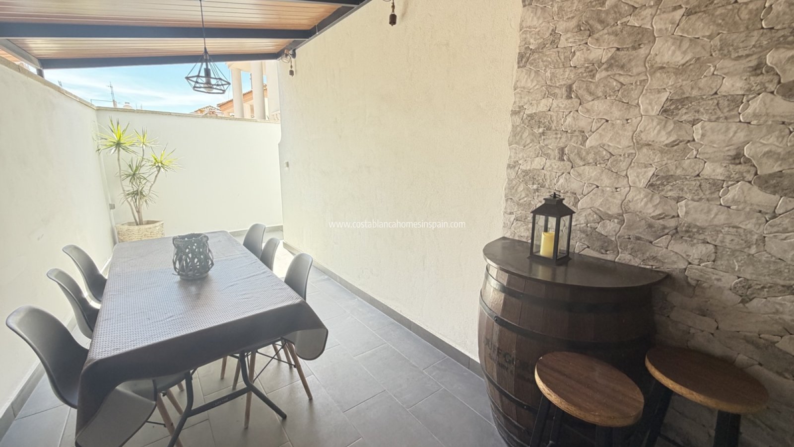 Resale - Detached Villa - Villamartin