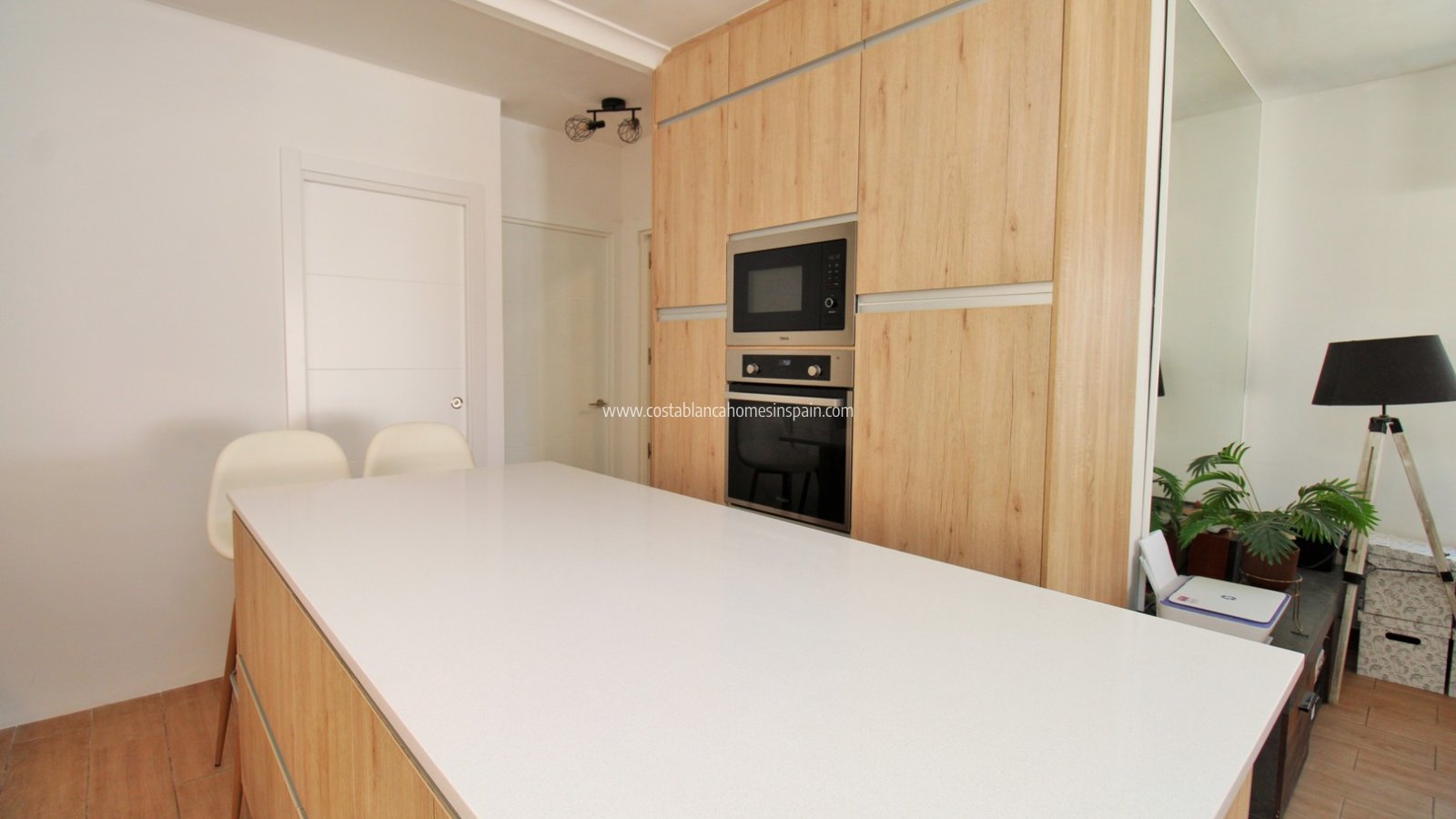 Resale - Detached Villa - Villamartin