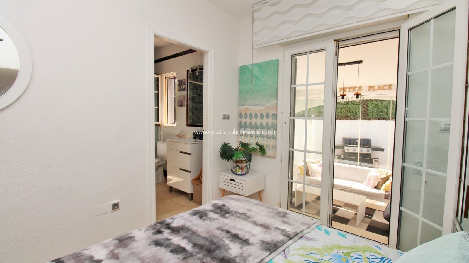 Resale - Detached Villa - Villamartin