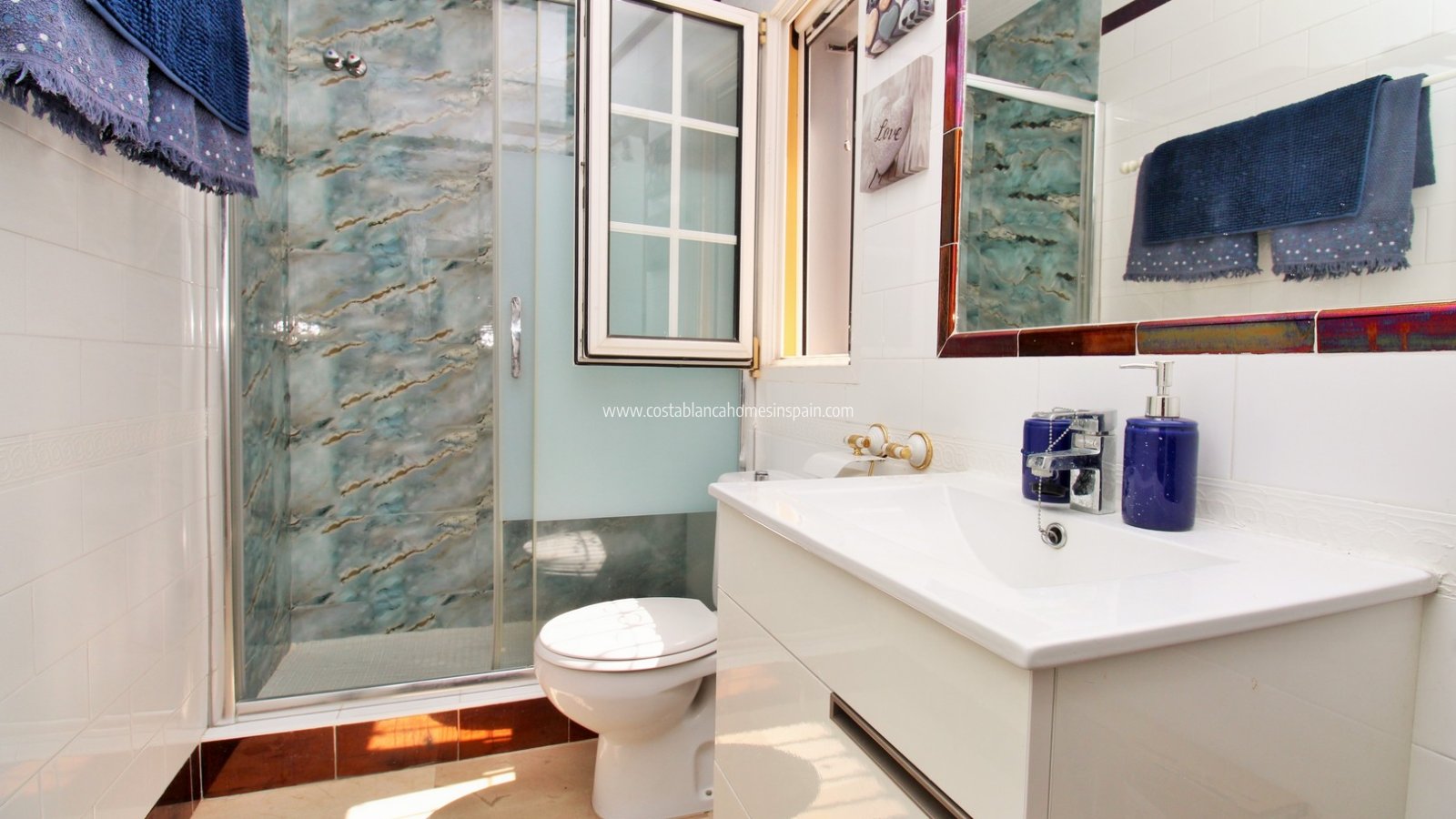 Resale - Detached Villa - Villamartin