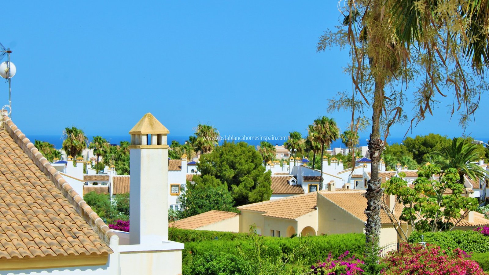 Resale - Detached Villa - Villamartin