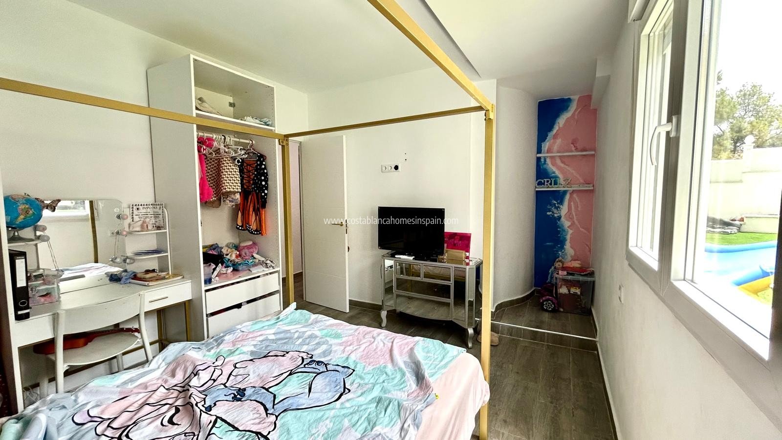 Resale - Detached Villa - Villamartin