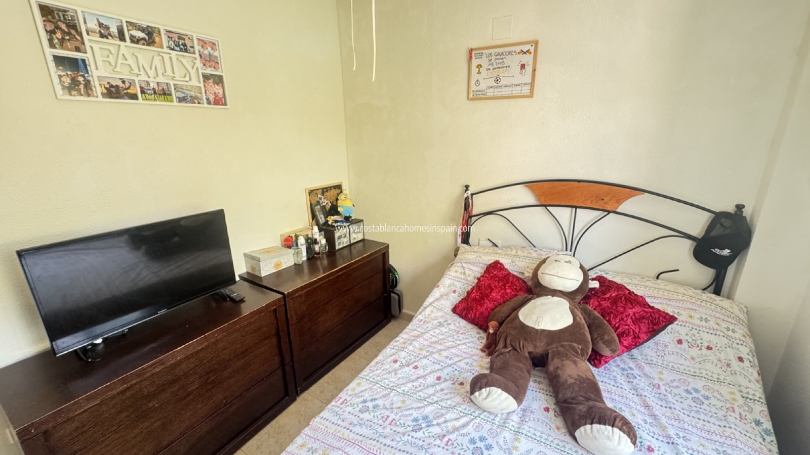 Resale - Detached Villa - Villamartin