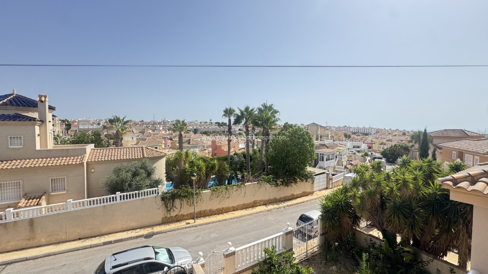 Resale - Detached Villa - Villamartin