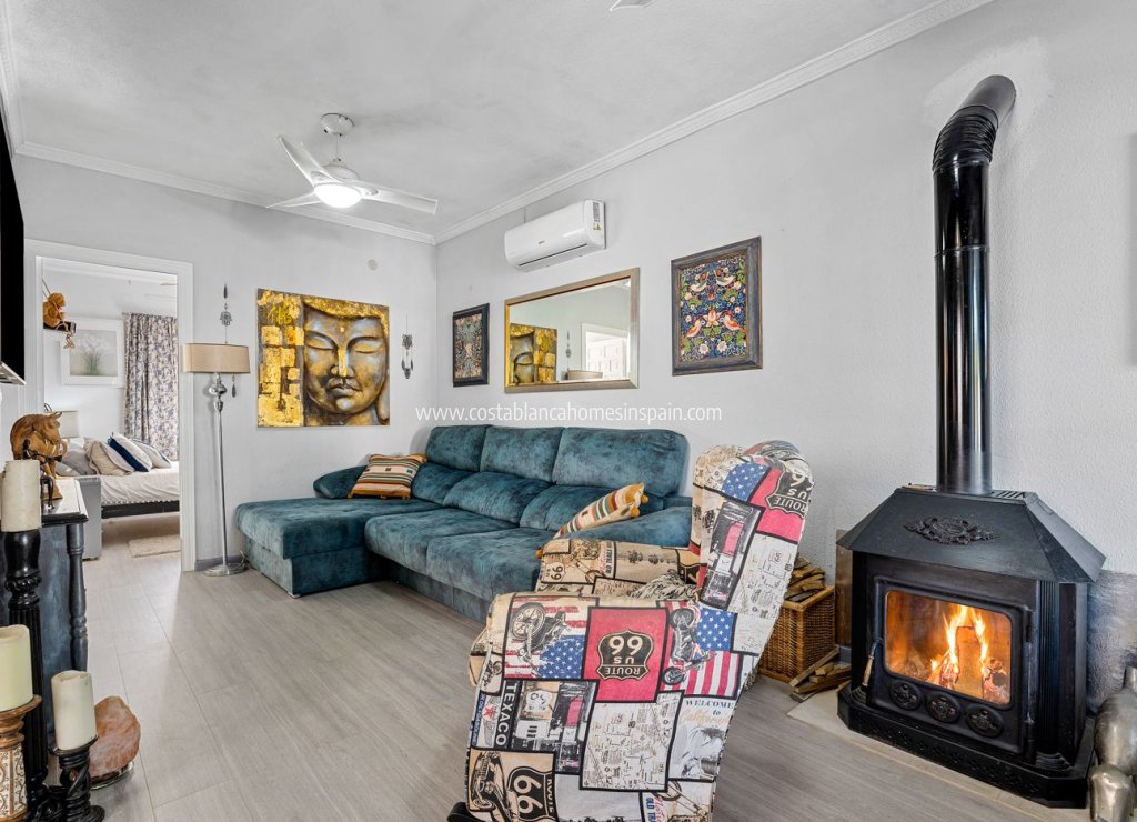 Resale - Detached Villa - Villamartin