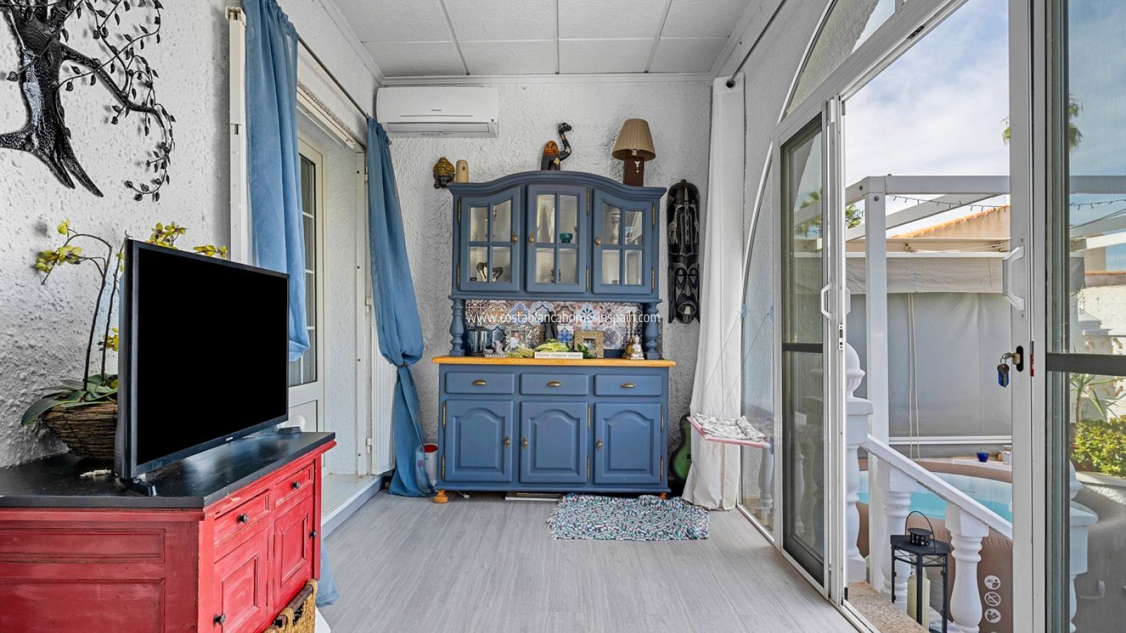 Resale - Detached Villa - Villamartin