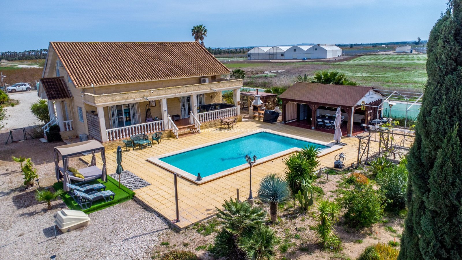 Resale - Finca - Crevillente